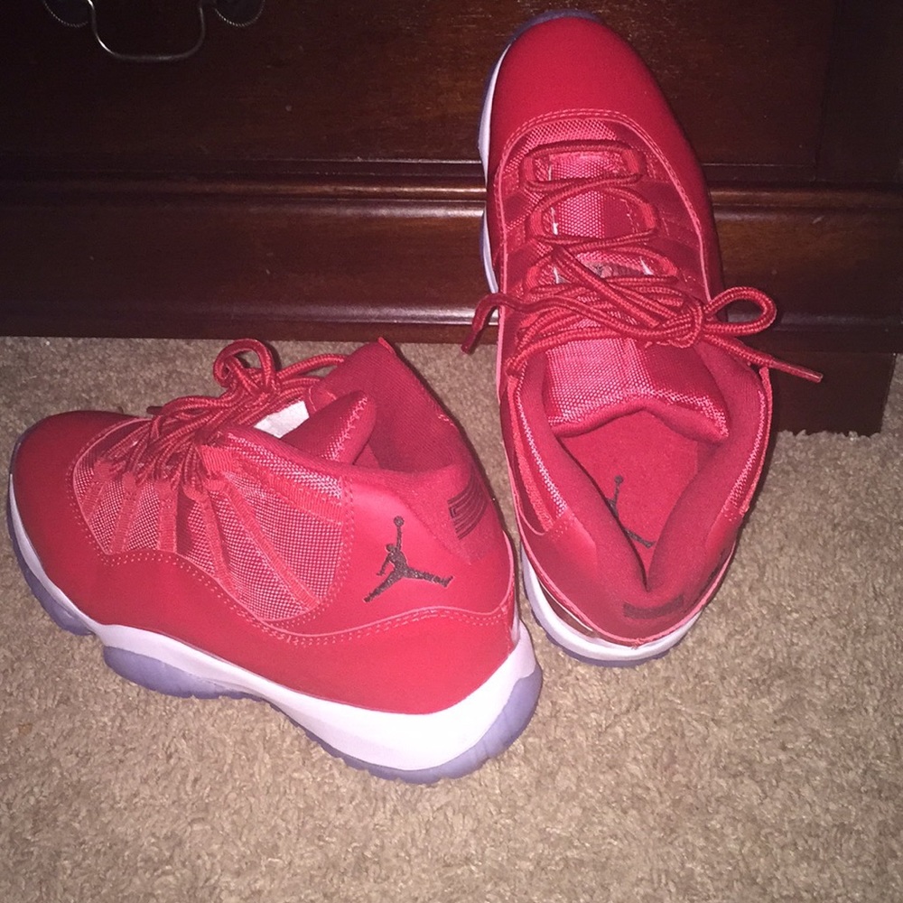Reserved for 2 wks😛 Jordan Retro 11s-Win like ‘96